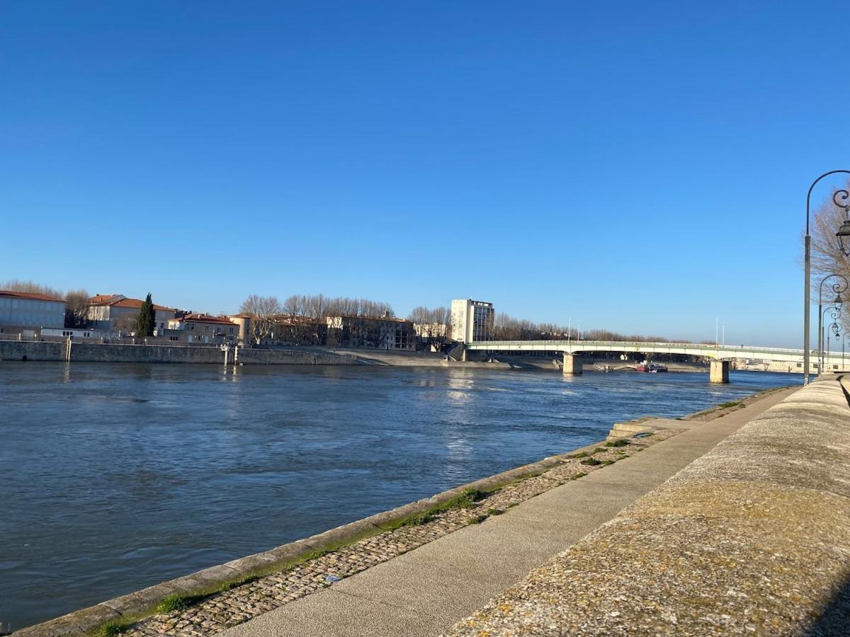 Les Salines De La Roquette Appartement Arles